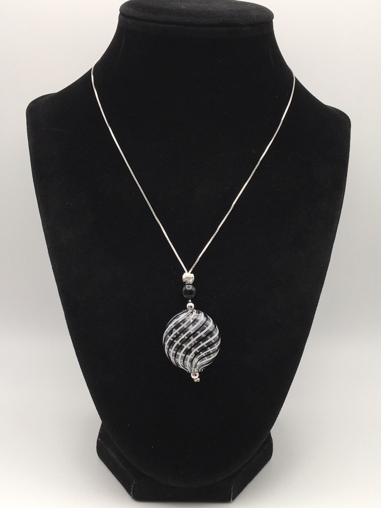 Vintage Sterling Silver Hand Blown Glass Pendant Chain Necklace 16” 925 6.4g #79