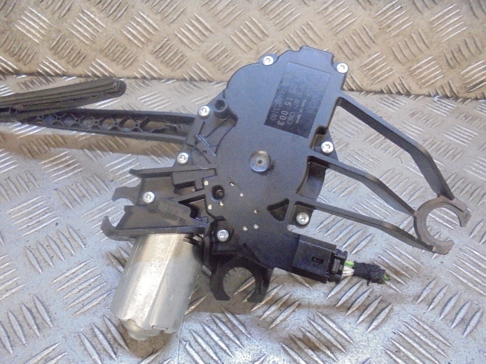 2007 CITROEN C4 1.6i 16V VTR Plus 5DR REAR WIPER MOTOR 9646803180