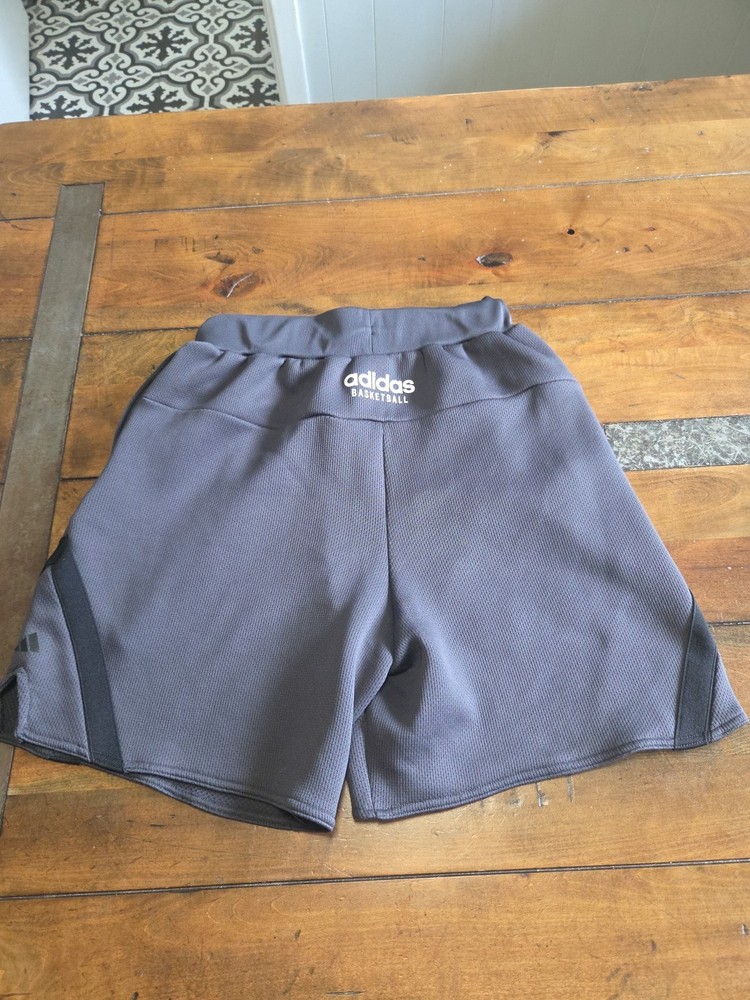 adidas Basketball Shorts Men’s Large Grey Mesh 3 Stripe Training Athletic L