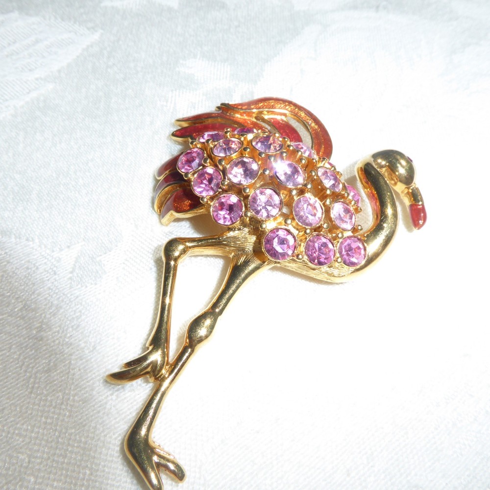 GORGEOUS Large VINTAGE Gold Tone PINK RHINESTONE FLAMINGO ENAMEL BROOCH TRIFARI