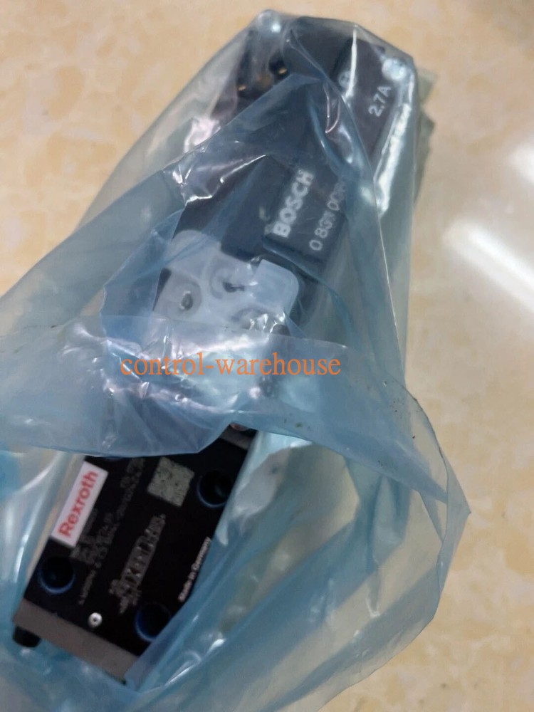 1PCS 4WRPH10C4B100L-20/G24Z4/M 0811404061 servo valve