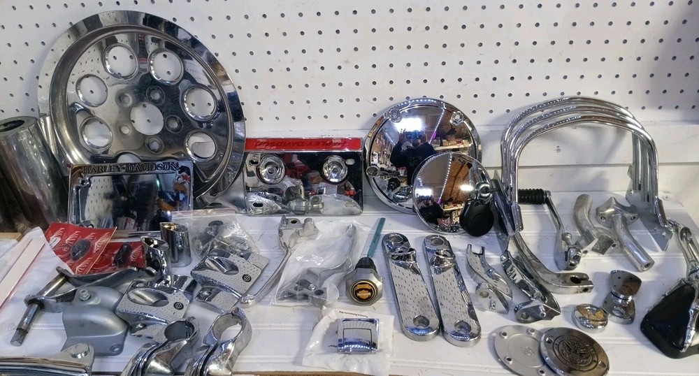 Large Harley Davidson Parts Lot, Mix, Various Years and Models 90-24