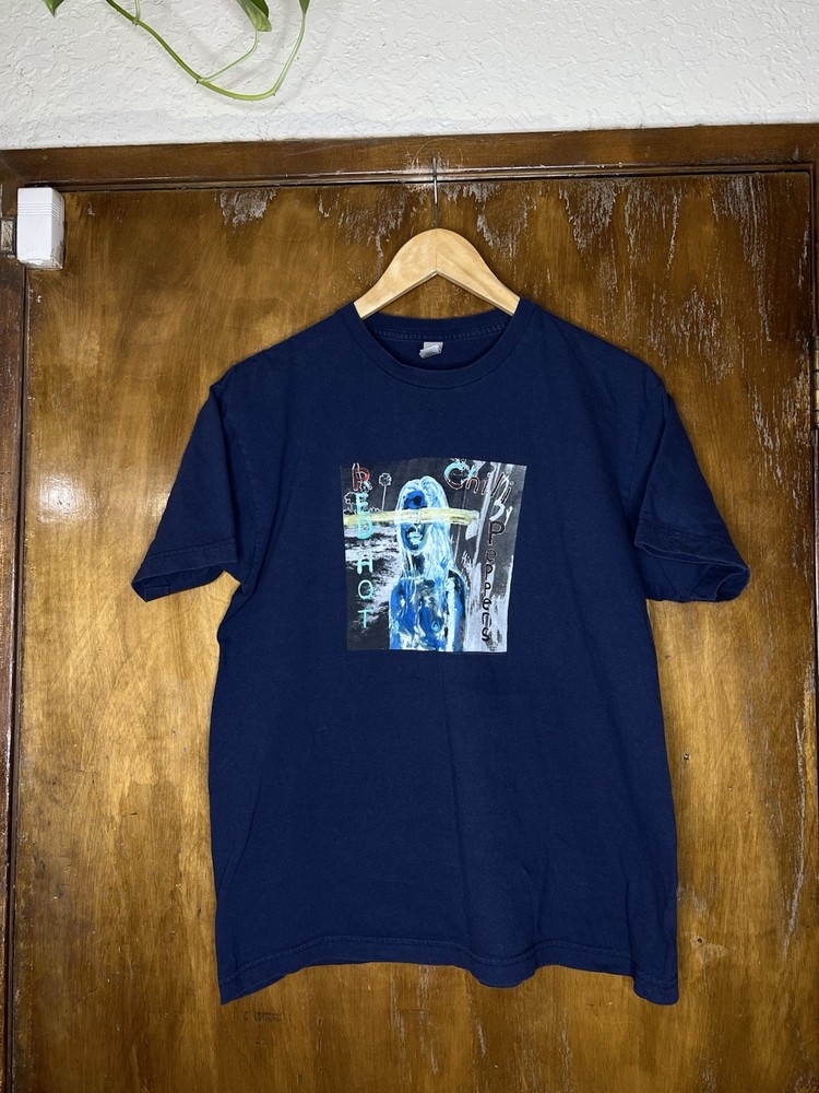 2000s Red Hot Chili Peppers RHCP By The Way Album   T Shirt