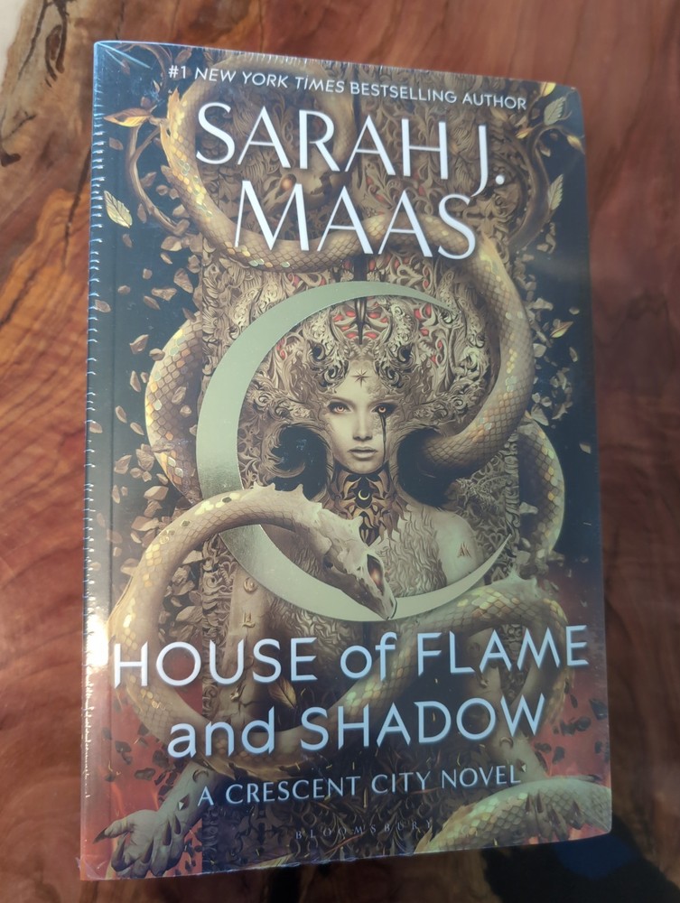 House of Flame and Shadow by Sarah J. Maas (2025, Trade Paperback)