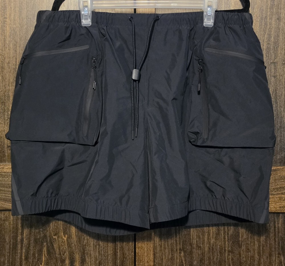 NWT $135 Mens XL Nike Tech Super Lightweight Loose Fit Shorts Black HJ2946-010