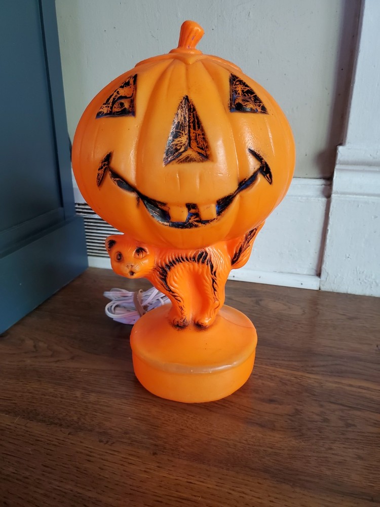 Vintage  HALLOWEEN Cat Jack-o-Lantern Pumpkin Light-Up Bayshore BLOW MOLD