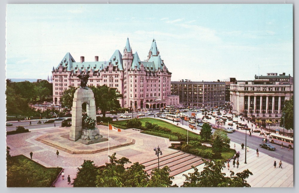 Ottawa, Ontario — Confederation Square, War Memorial & Chateau Laurier, Chrome