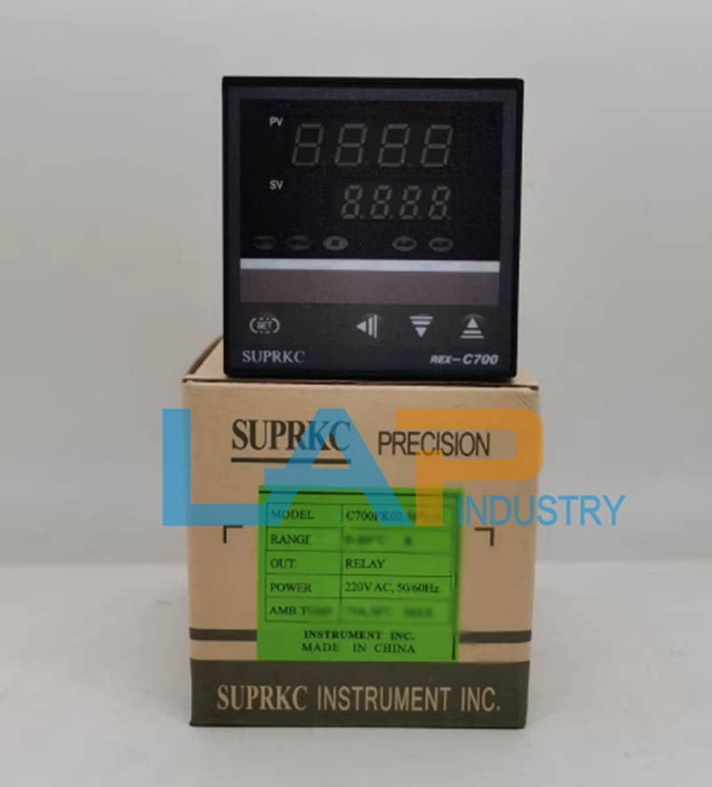 1 Pc. New REX-C700FK02-M*EF Temperature controller 220VAC 50/60Hz