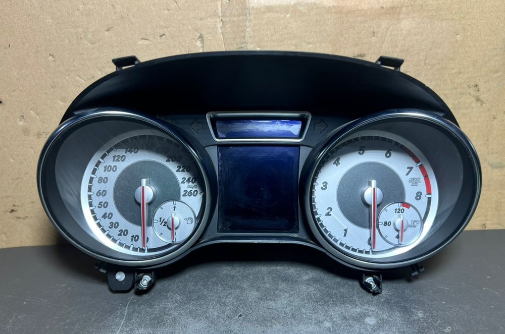 14-17 Mercedes-Benz W117 CLA 250 Instrument Cluster Speedometer A117 9007301 OEM