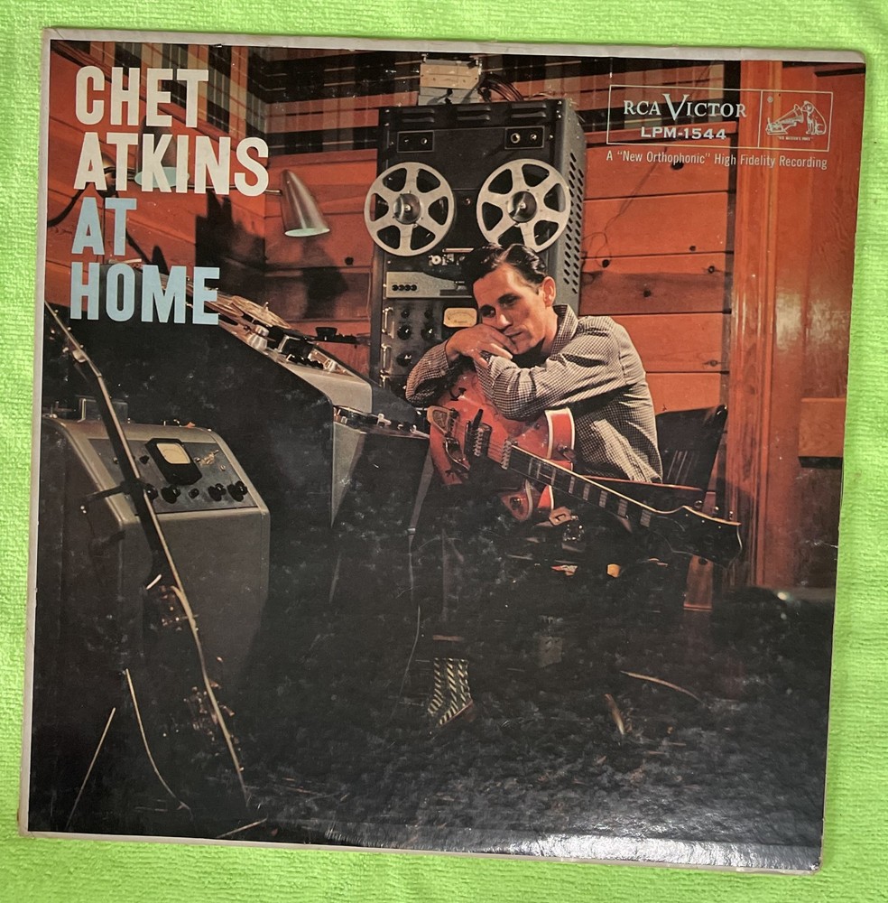 Chet Atkins – At Home   1958 RCA Victor LPM-1544 LP Vinyl Record    VG / VG