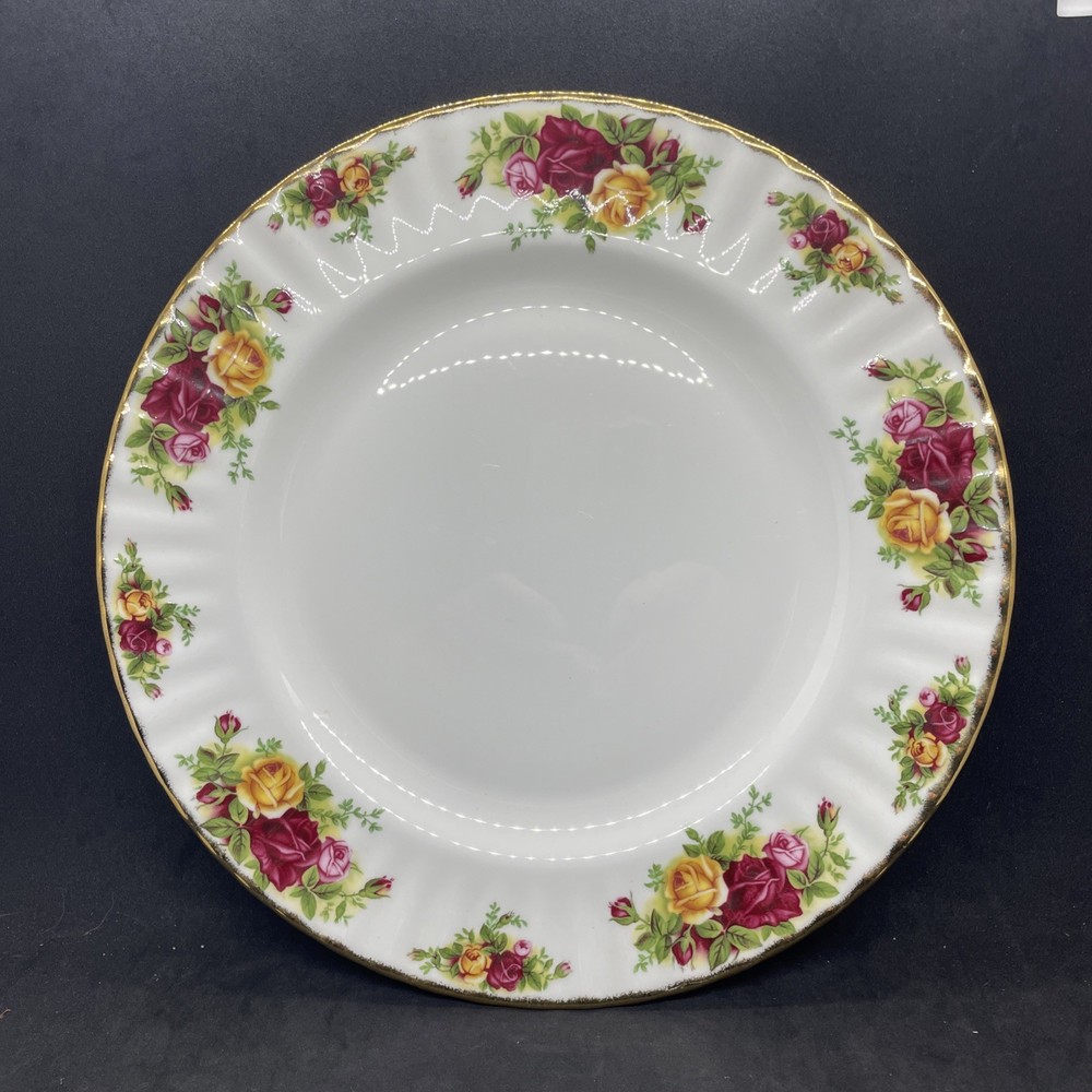 Royal Albert Old Country Roses Dinner Plate, NWT