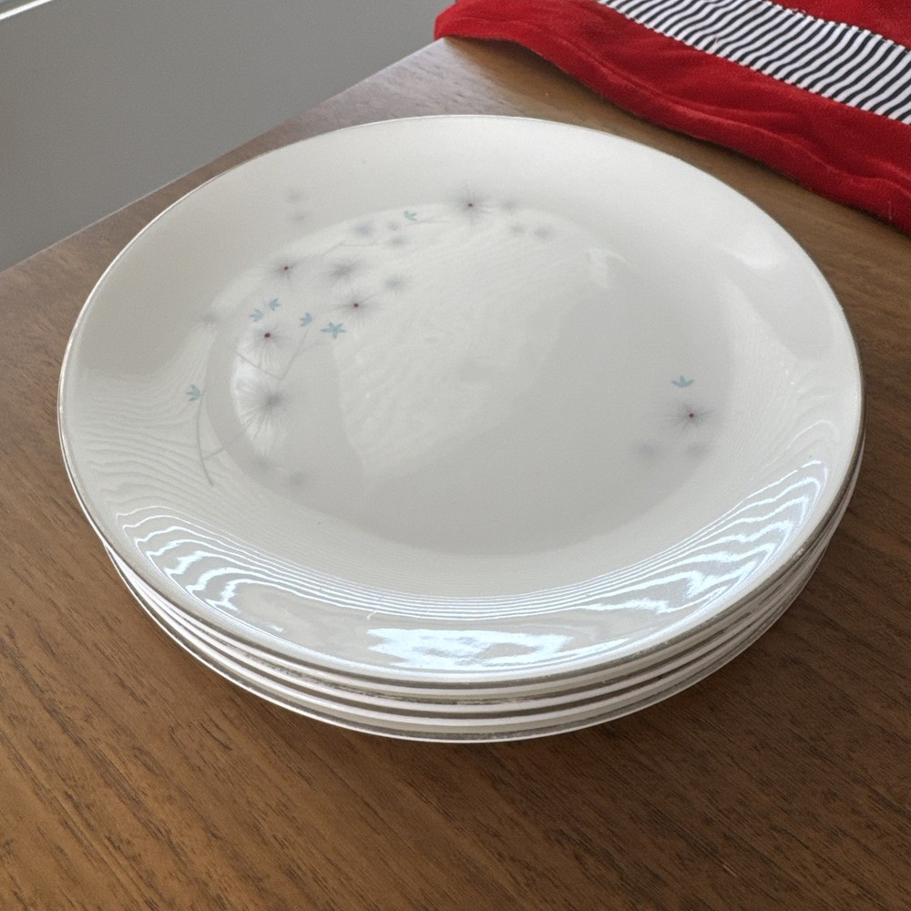 Vintage Estate MCM Royal Doulton Thistledown 8.25” Salad Plates Set of 4