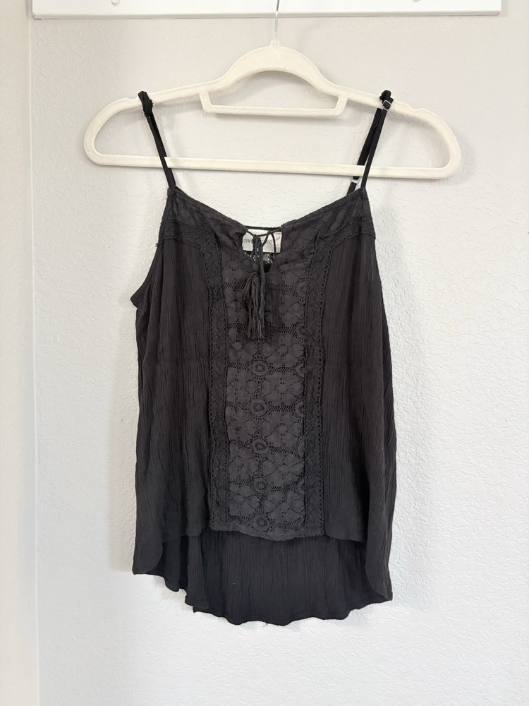 Women’s S Small Solid Black Tank Top with Cutout & Tassels Sleeveless Shirt EUC