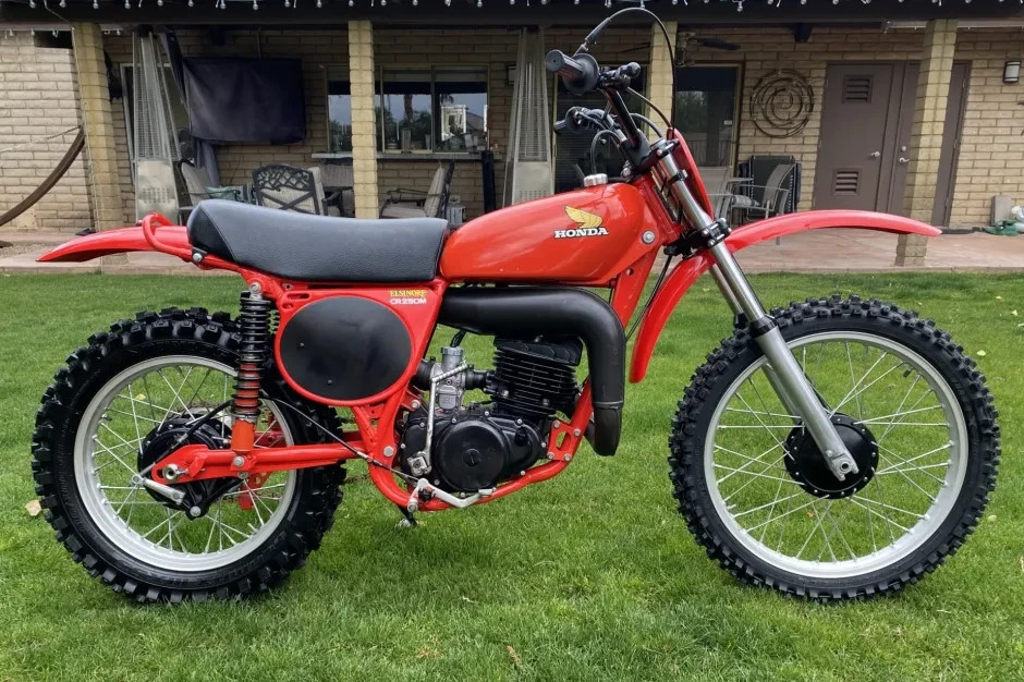 1976 Honda CR250M Elsinore POSTER | Motorcycle Dirt Bike Wall Art 36x24 Print
