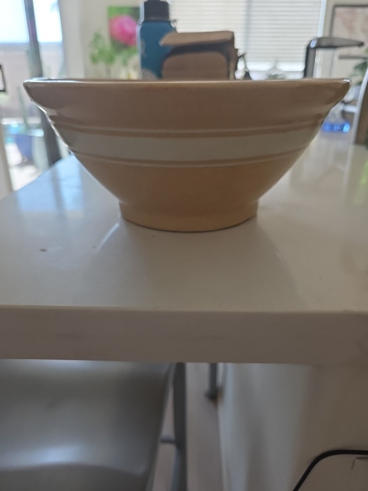 Antique Primitive Yellowware Mixing bowl 10