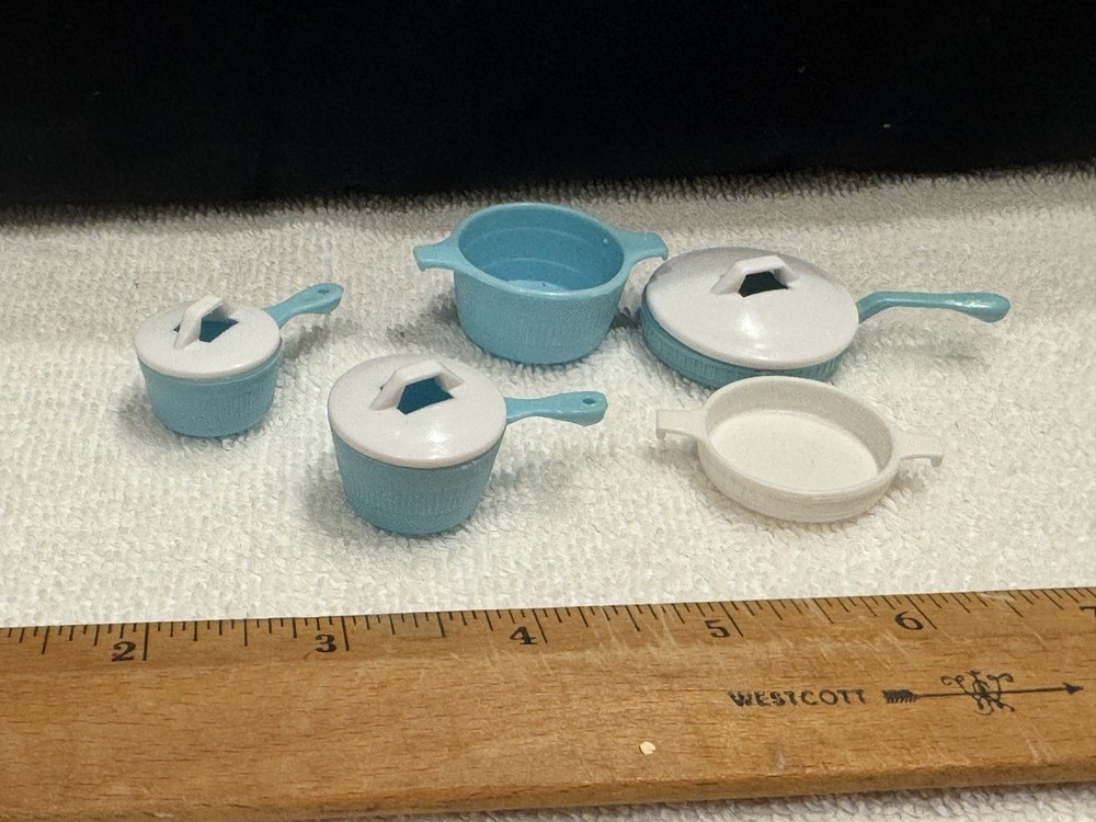 Barbie Dream House Kitchen Turquoise/Light Blue White Pots Lids Vintage