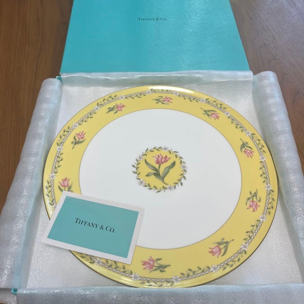 Tiffany & Co. Yellow Floral Plate 26cm Decorative Tableware Used