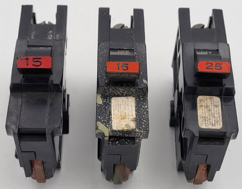 FPE Mixed Lot of 3 Breakers 15 A & 25 A 1-Pole Stab-Lok Federal Pacific USED