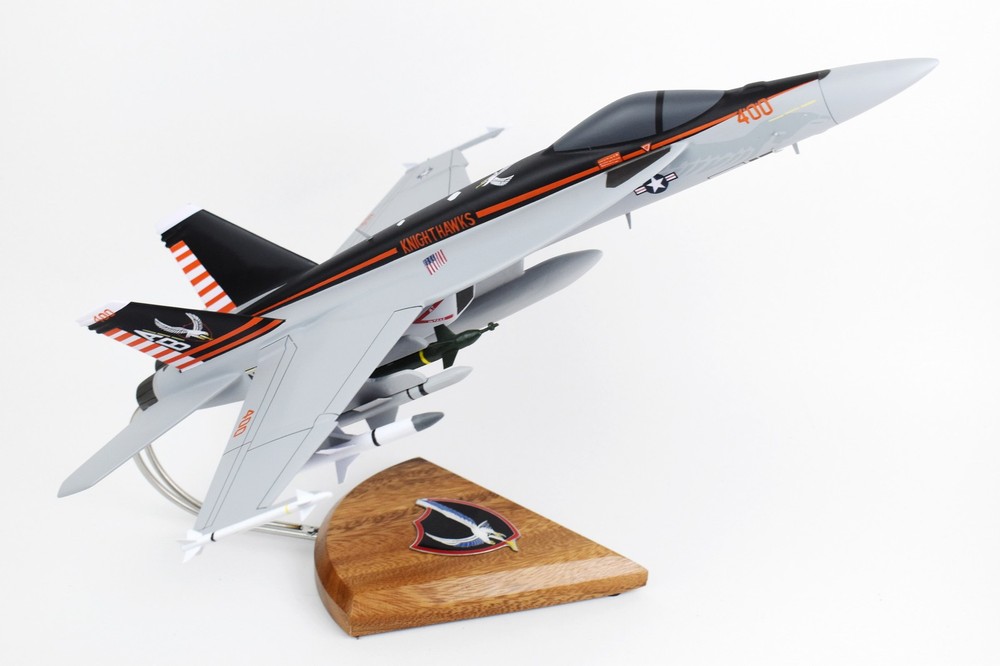 VFA-136 Knighthawks 2024 F/A-18E Model, Navy, 1/40th (18