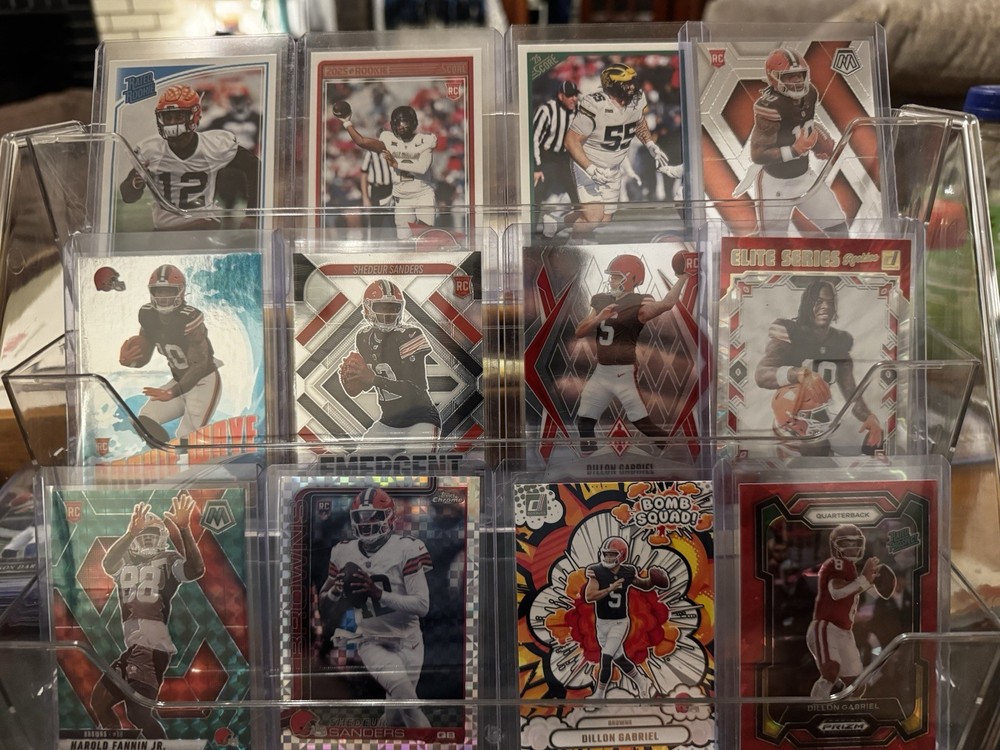 MASSIVE Cleveland Browns Football Card Lot With Rookies, Inserts, And More!