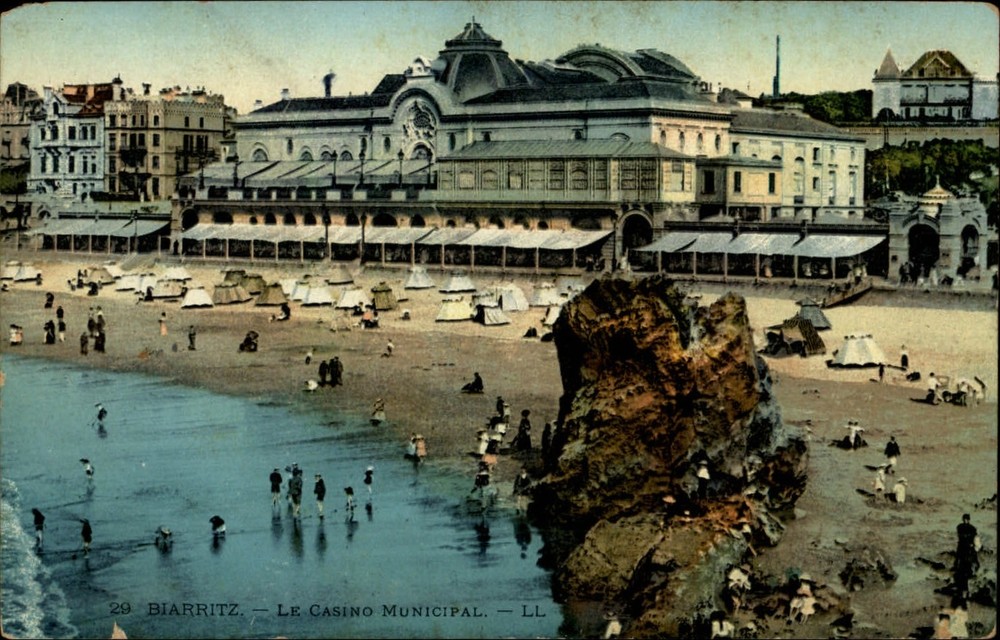 Casino Municipal Biarritz France vintage postcard s985