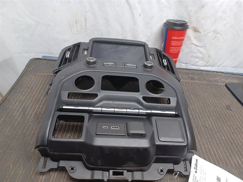 Chevrolet Silverado 1500 2019 Audio Equipment Radio Control Panel 2908027