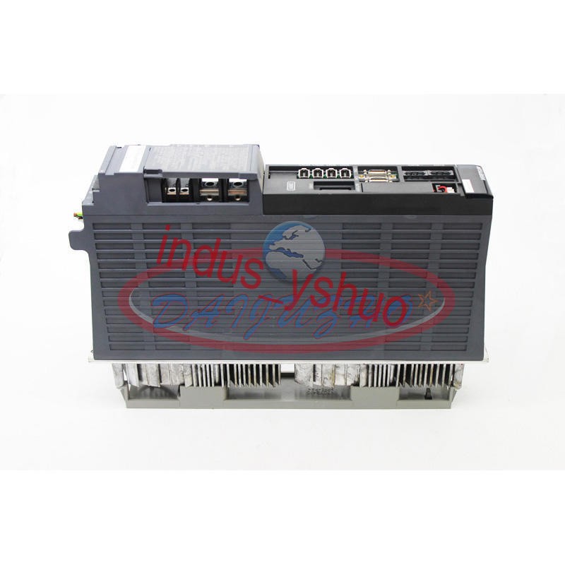 1Pcs Mitsubishi Servo Drive Unit Mds-D-V2-2020 Mdsdv22020 New