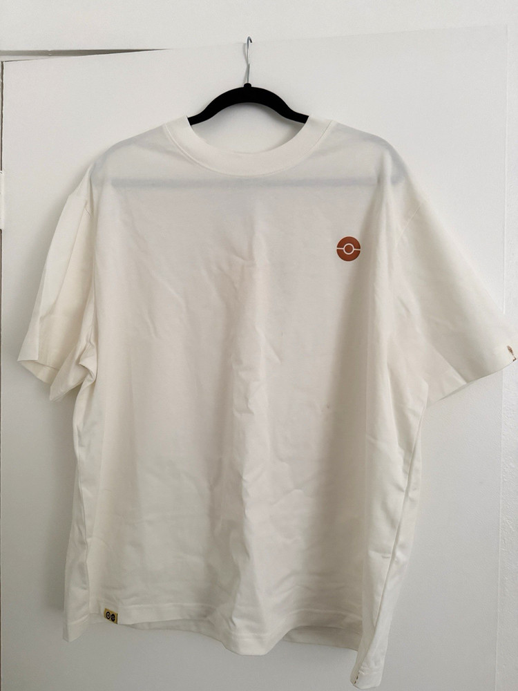 Target Pokémon Eevee Graphic Print T-Shirt, cream white (L)