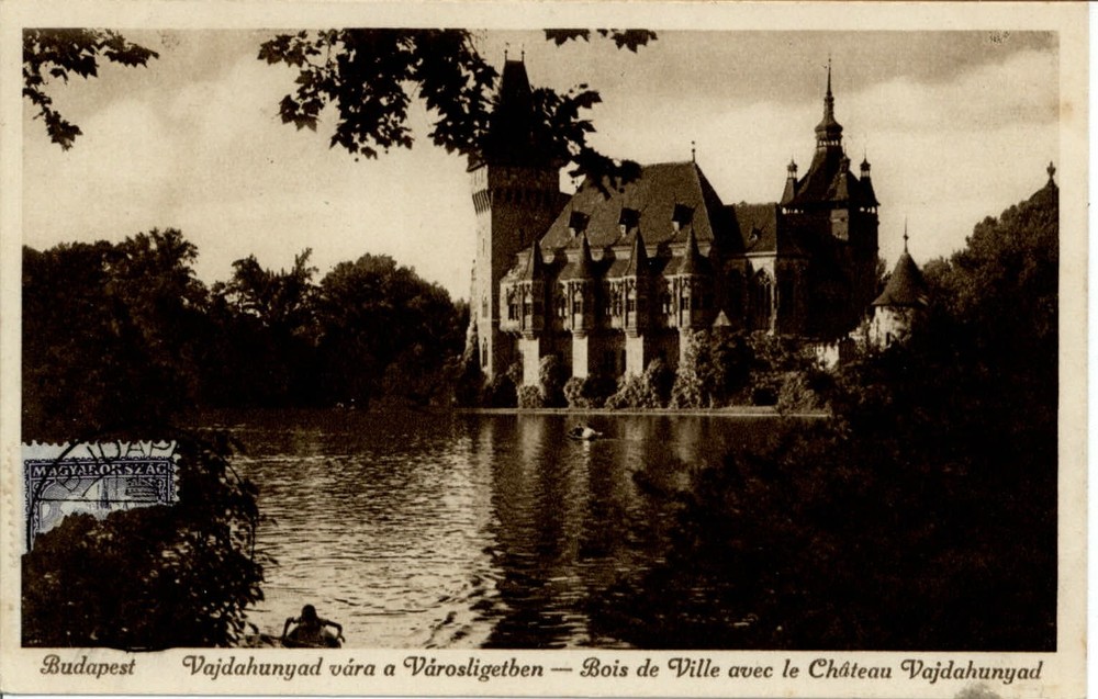 Vajdahunyad Castle Budapest Hungary vintage postcard s351