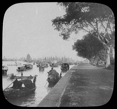 Seawall,Harbor,Sampans,Canton,Guangzhou,China,1895,William Henry Jackson
