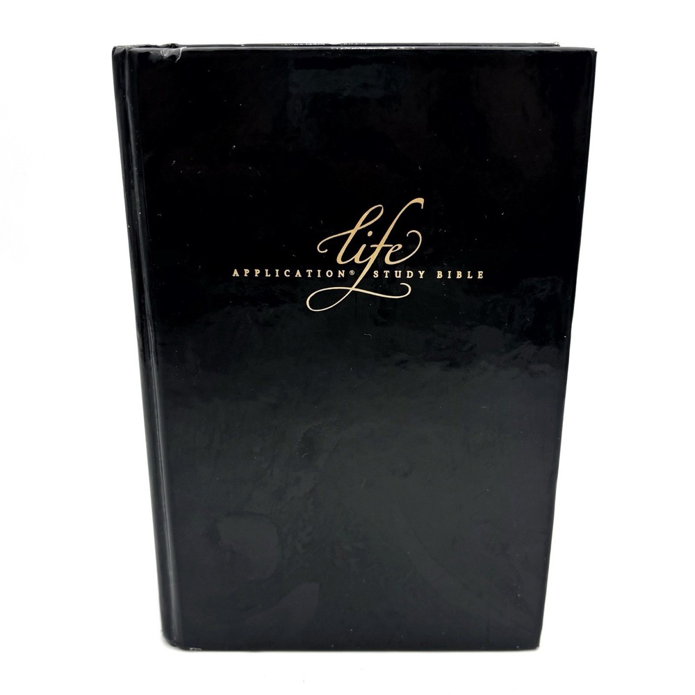 2005 NLT Personal Size Life Application Study Bible Tyndale Hardcover