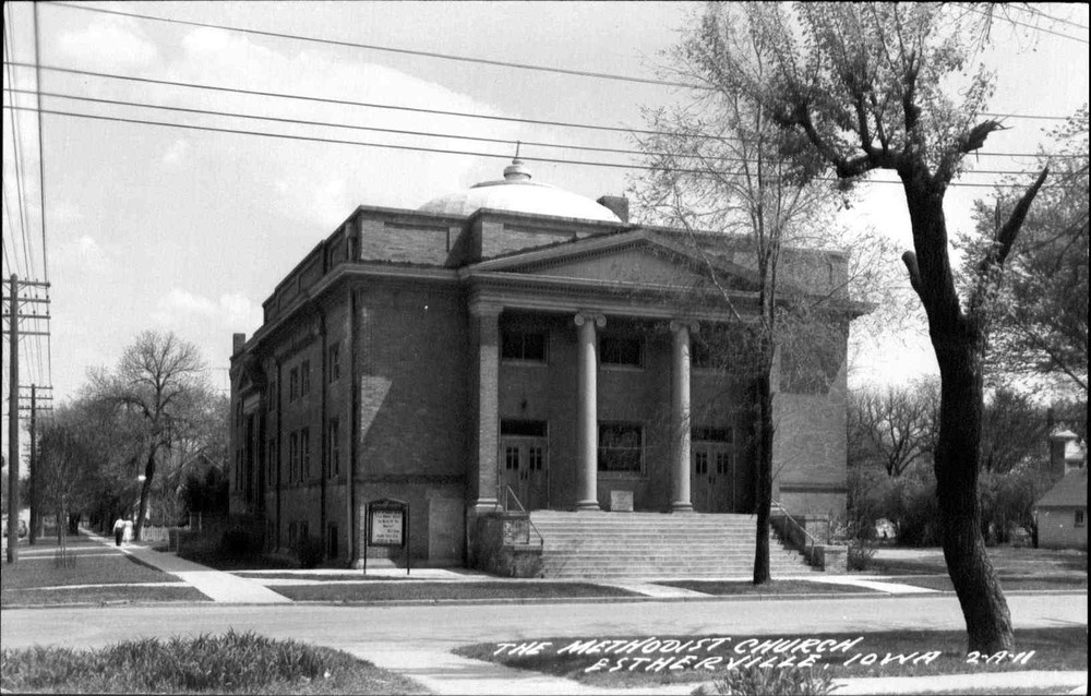RPPC Estherville Methodist Church Estherville Iowa IA unused postcard