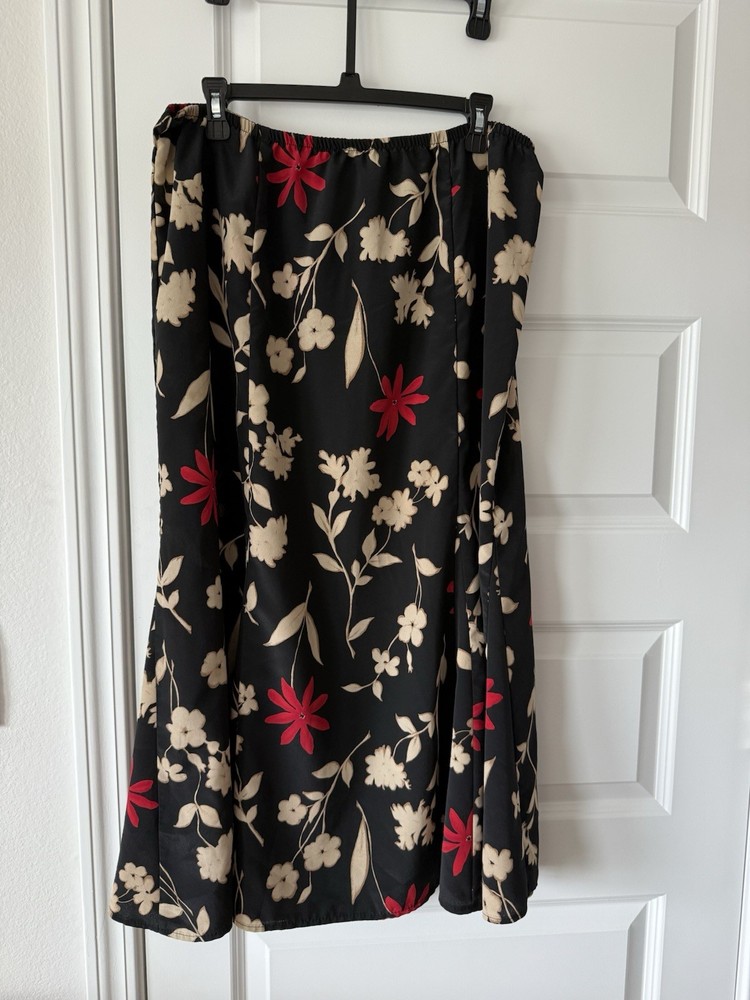 90s Vintage Black w/ Tan & Red Floral Skirt- Kathie Lee Women's Size 18W