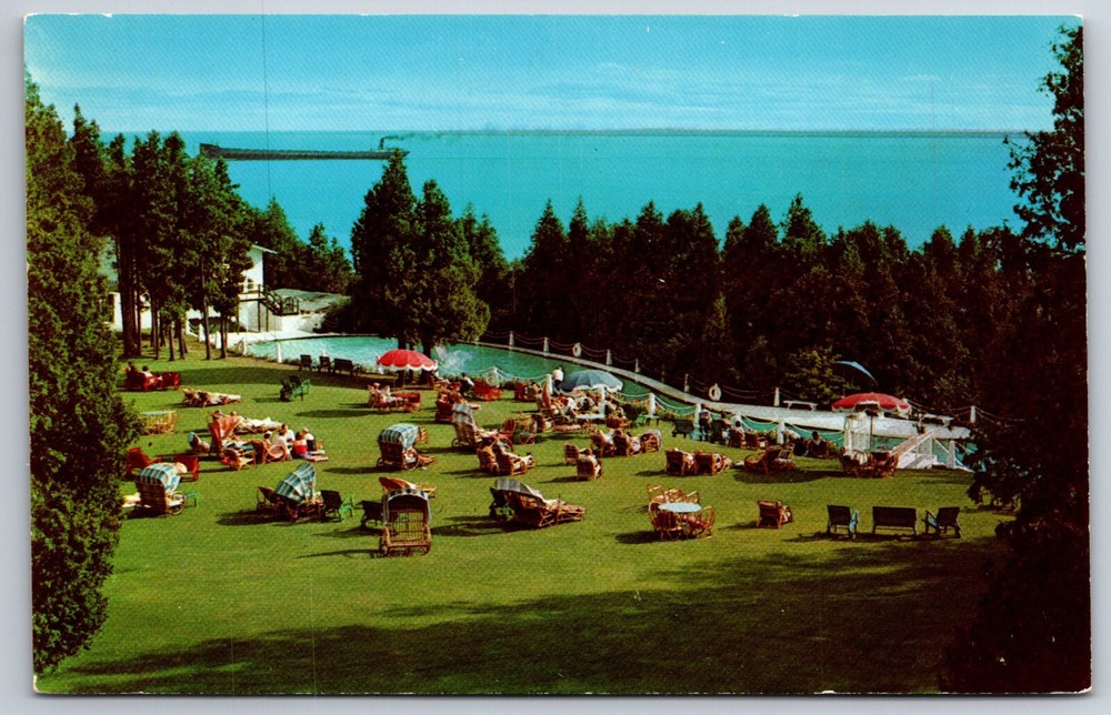 Mackinac Island~Grand Hotel Pool & Carts On Lawn~Vintage Postcard