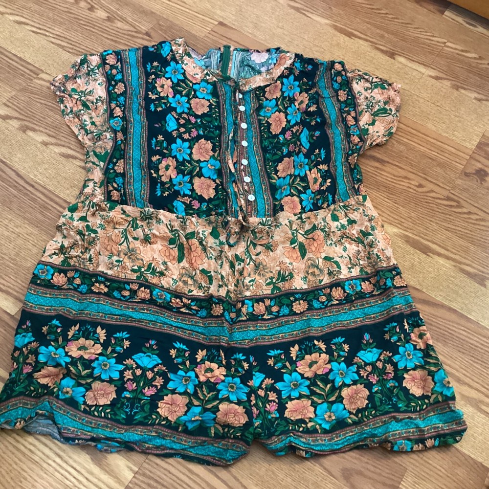 Boho Floral Print Short Sleeve Romper Size XL