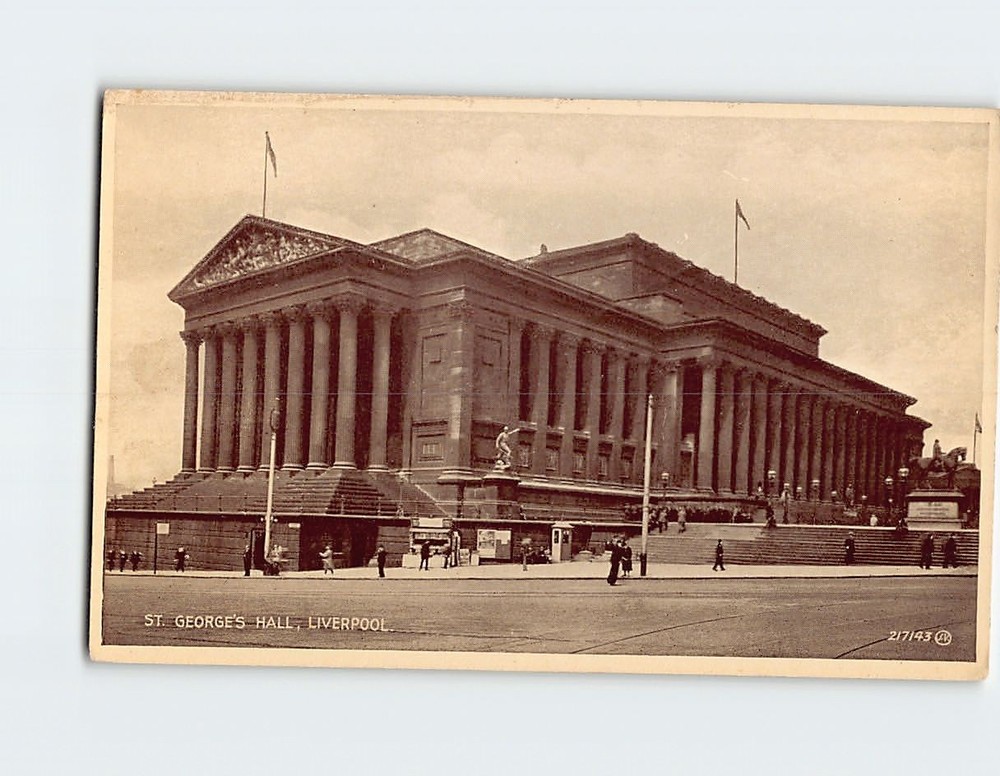 Postcard St. Georges Hall Liverpool England