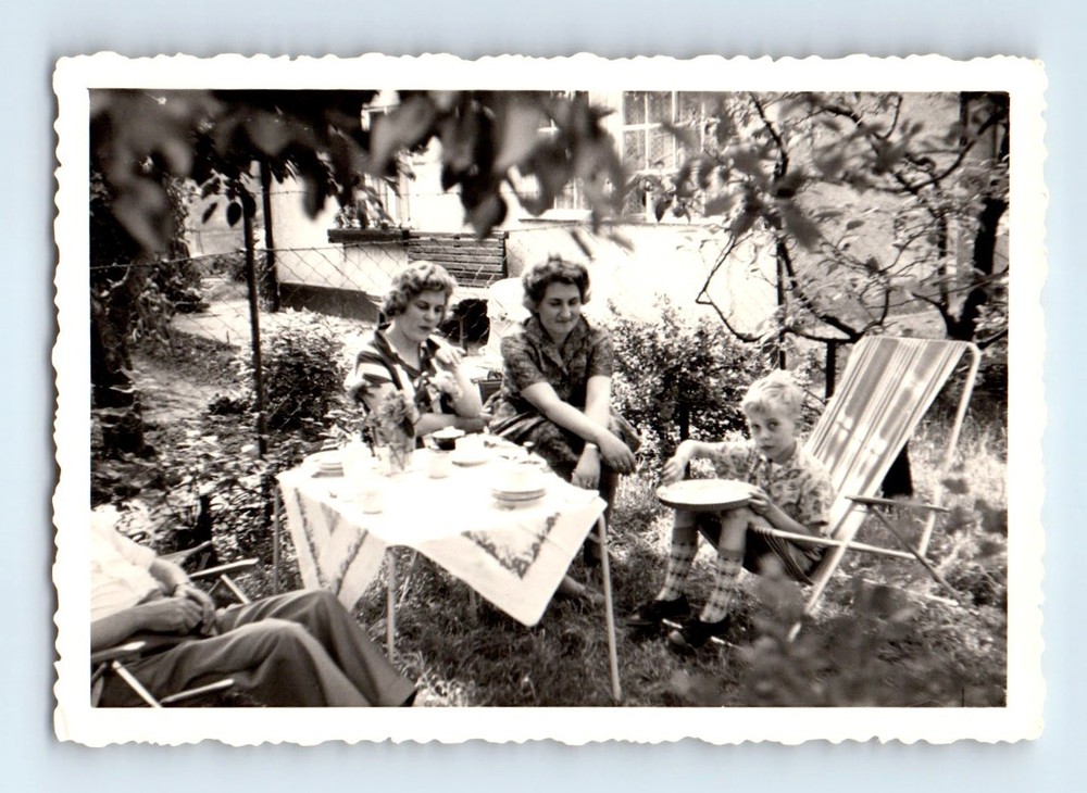 Old Vintage Photo BAD CROP MAN WOMEN AND BOY PICNIC TABLE IN YARD SNAPSHOT