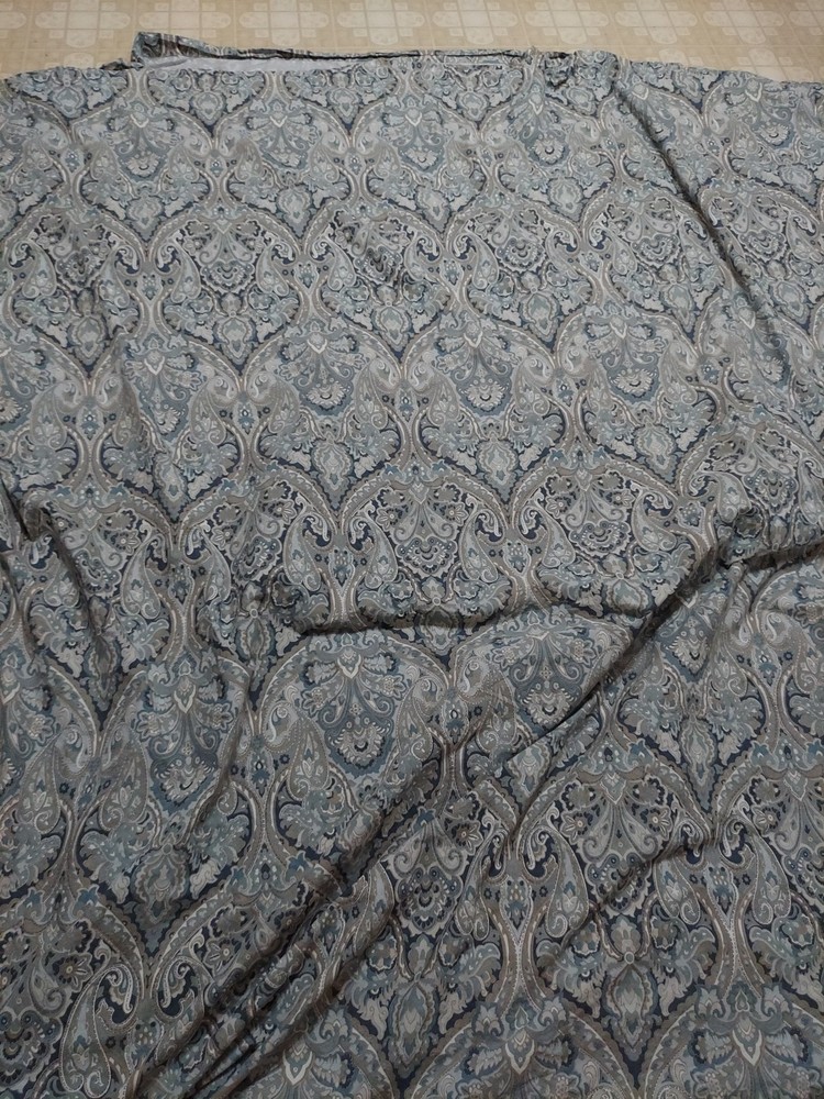 Pottery Barn Mackenna Queen Duvet Cover Set with 2 Pillow Shams