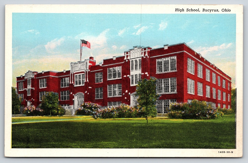 Bucyrus Ohio~Front of High School Building~Vintage Linen Postcard