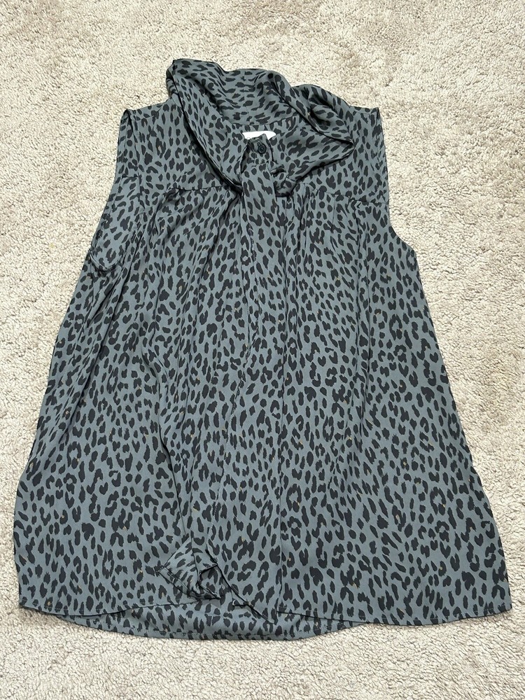 Loft Womens Shirt Size Small Multicolor Animal Print Tie Front Flowy Classic