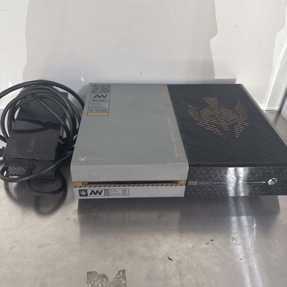 Microsoft Xbox One Call of Duty Advanced Warfare Limited Edition 1TB Console