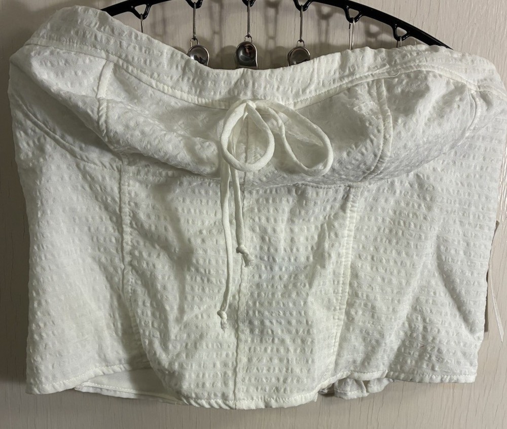 Kirious Los Angeles NWT White Strapless Crop Top Women's Large Smocked Tube