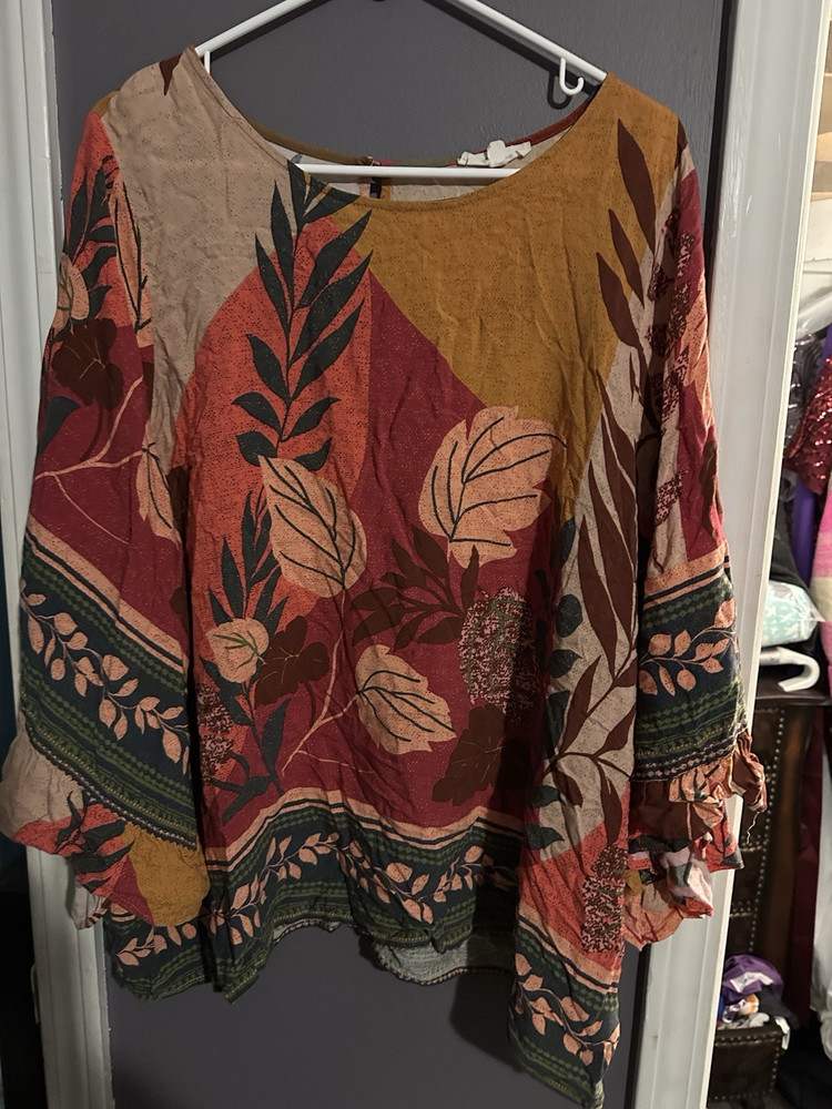Easel Women's 1X Multicolor Floral Blouse Round Neck 3/4 Batwing Zip Back