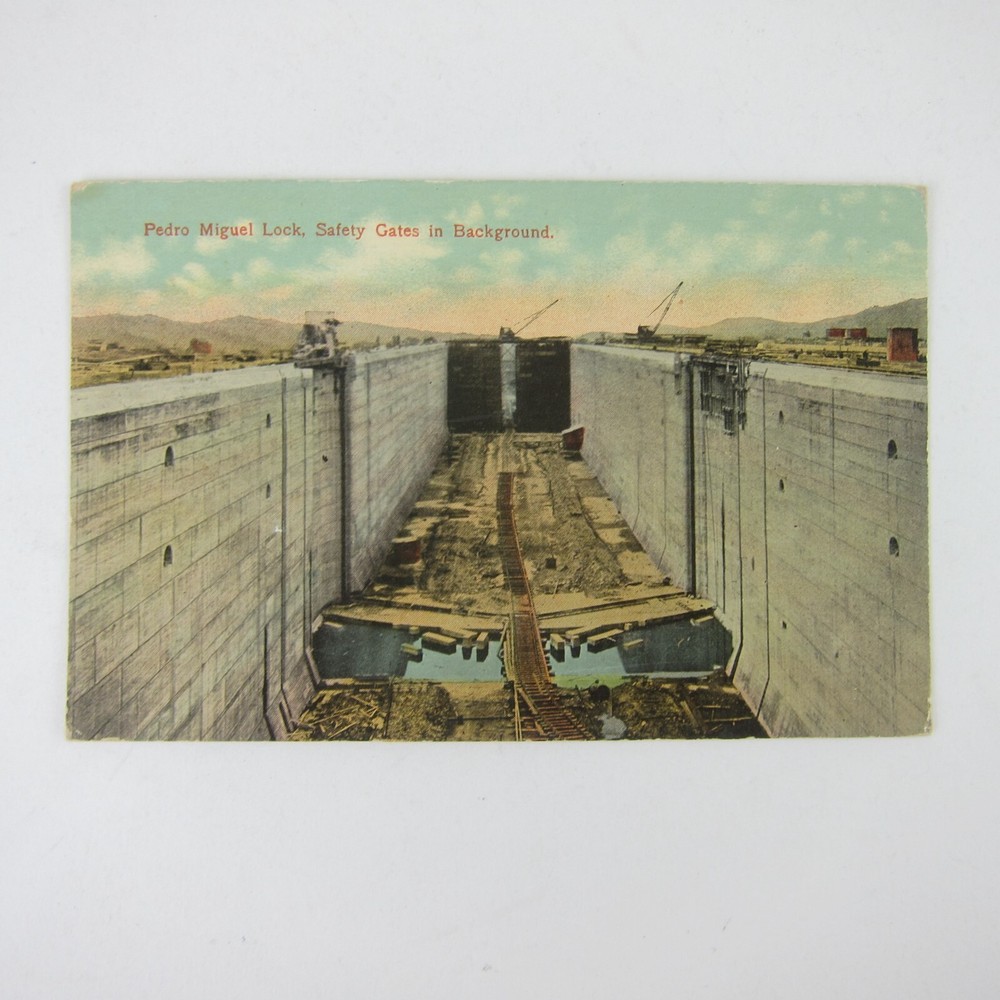 Postcard Panama Canal Pedro Miguel Lock Safety Gates Background Antique Unposted