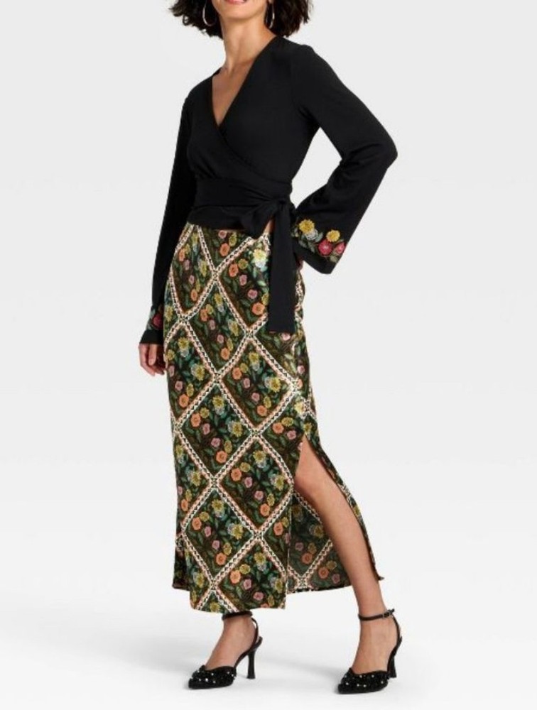 Women's Latino Heritage Month Black Floral Maxi Skirt XL