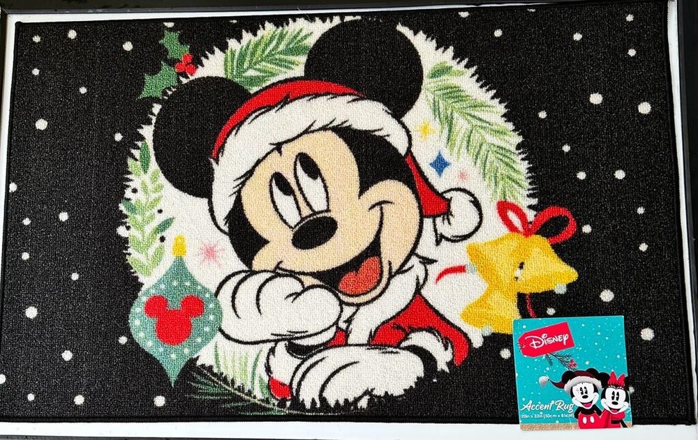 Disney Christmas Mickey Mouse 20x32-Inch Holiday Accent Rug for Festive Decor-image