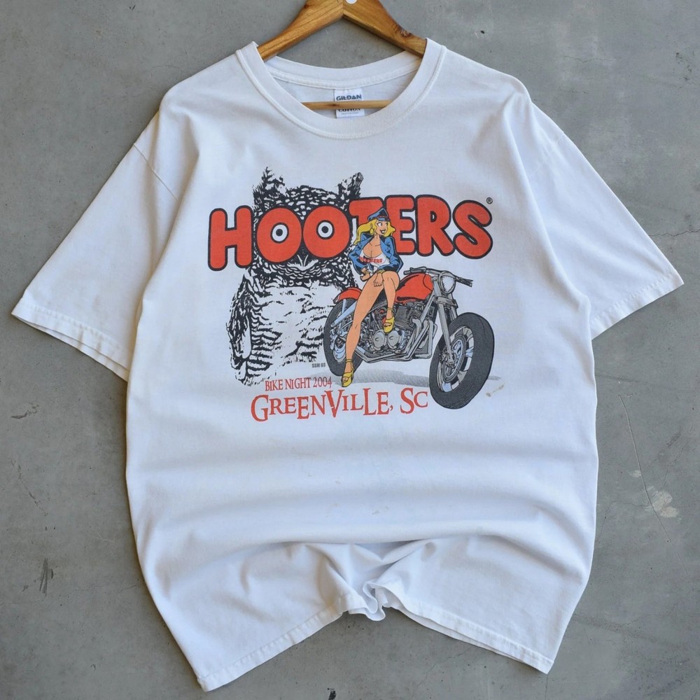 90's Hooters Bike Night White Graphic T-Shirt S-5XL (2-Sided)