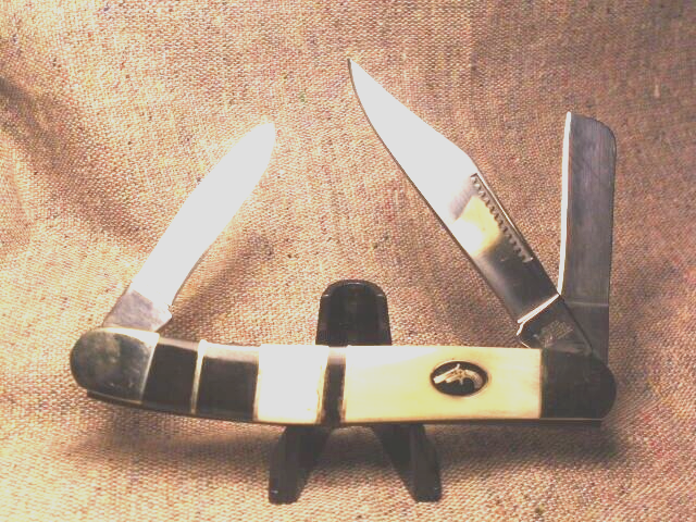 POCKET KNIFE LARGE CLASSIC STOCKMAN HORN & BONE HANDLES 3-440A BLADES, 4-5/8