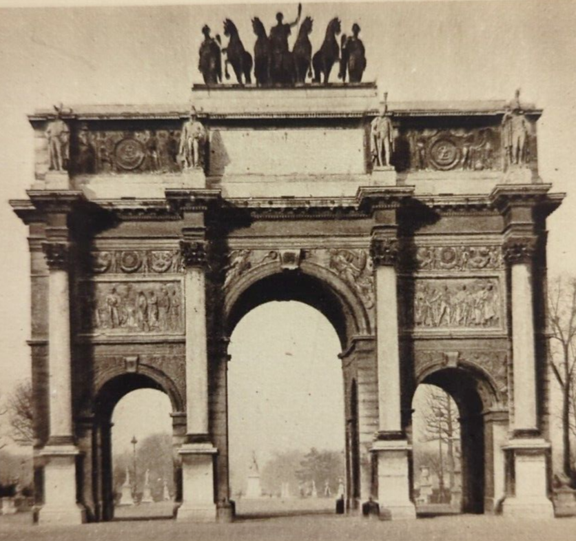 Arc de Triumphe du Carrousel Paris France Editions d'Art Antique Postcard