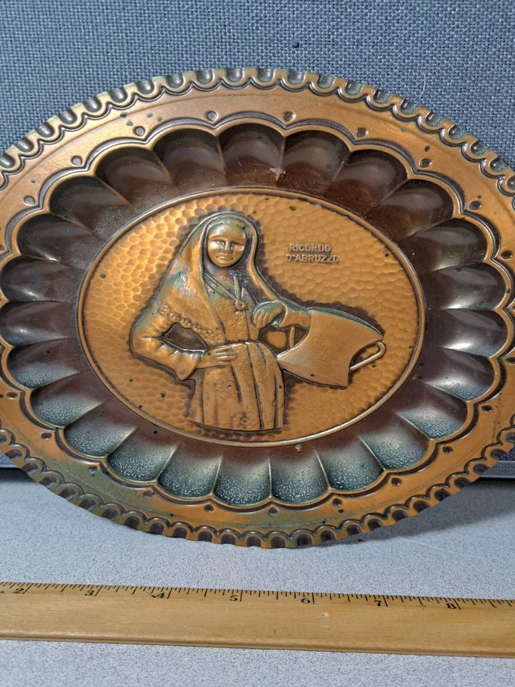 Vintage Ricordo D'Abruzzo Copper Italian 9.5
